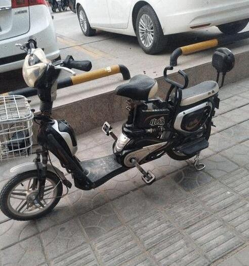 电动车安装脚蹬引热议,专家回应引车主不满 您骑过电动车吗
