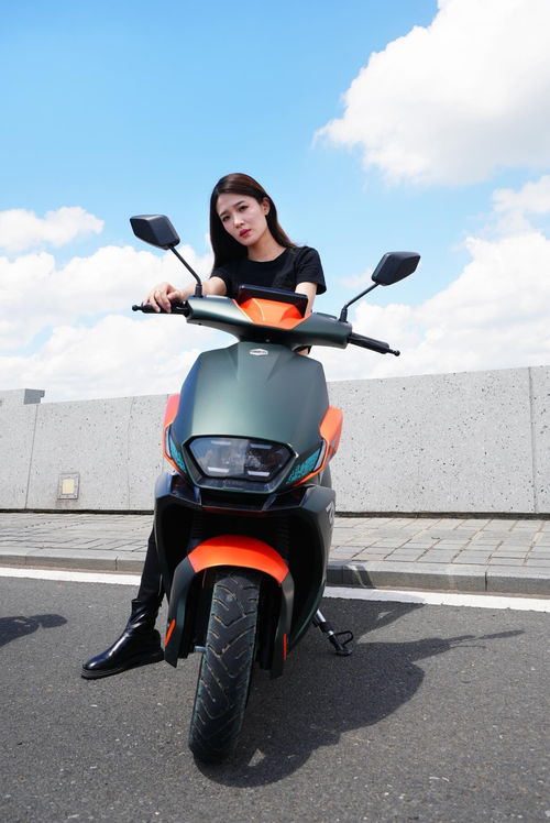 小刀电动车青锋侠 科幻机甲风与澎湃动力的完美结合